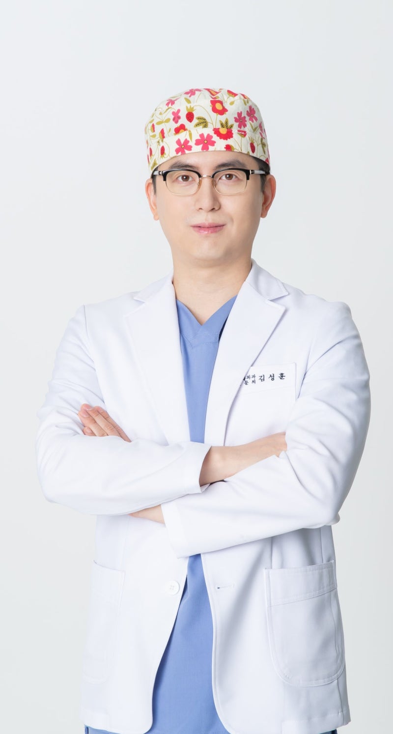 #25 눈썹하거상 윗트임 하안검 복합수술 50대 여성 케이스 분석 사진 8